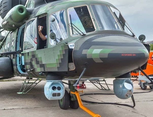 Nga can man nang cap tiep Mi-8, bien thanh truc thang dac nhiem-Hinh-9