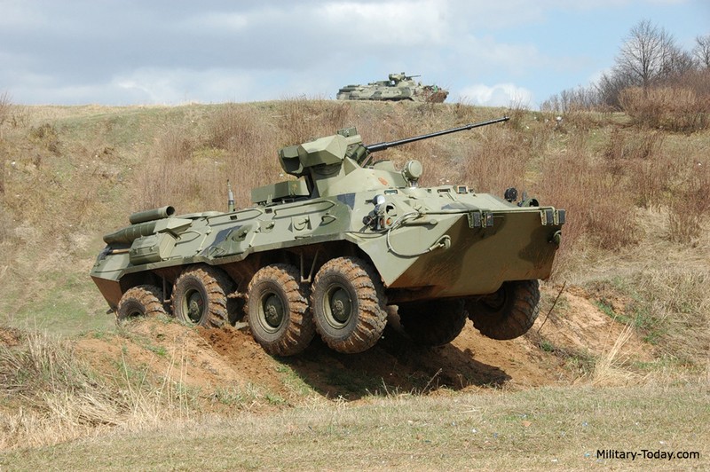 Belarus tiep nhan lo xe chien dau BTR-82A moi cung tu Nga!-Hinh-12