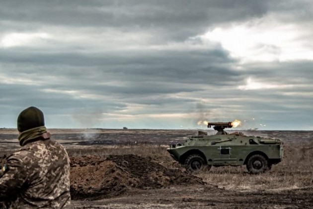 Nong: Quan doi Ukraine yeu cau NATO giup do de chiem lai Donbass-Hinh-14