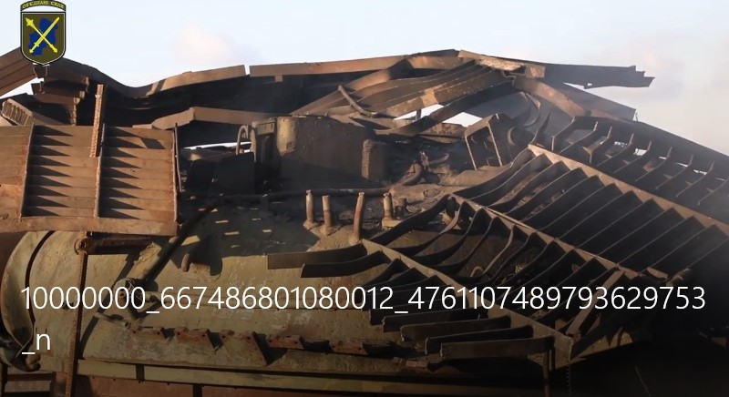 Ukraine thu nghiem Javelin ban xe tang T-64 va ket qua gay soc-Hinh-11