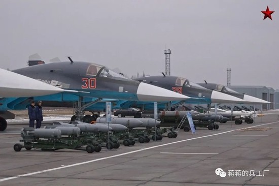 Lo nguyen nhan “Thu mo vit” Su-34 cua Nga bi ban roi o Ukraine-Hinh-11