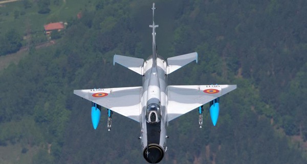 Nghi van ten lua S-300 Ukraine ban nham tiem kich MiG-21 Romania-Hinh-8