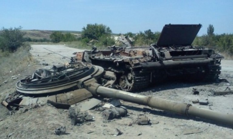 Lieu M1A2 co chong duoc vu khi chong tang tai Ukraine?-Hinh-5