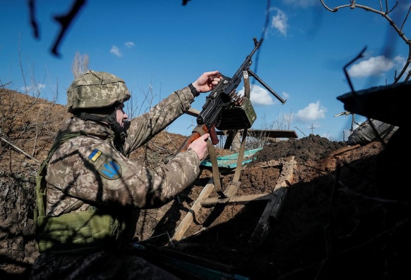 Buoc dot pha lon: Tuyen phong thu cua Ukraine o Donbas bi pha vo-Hinh-11