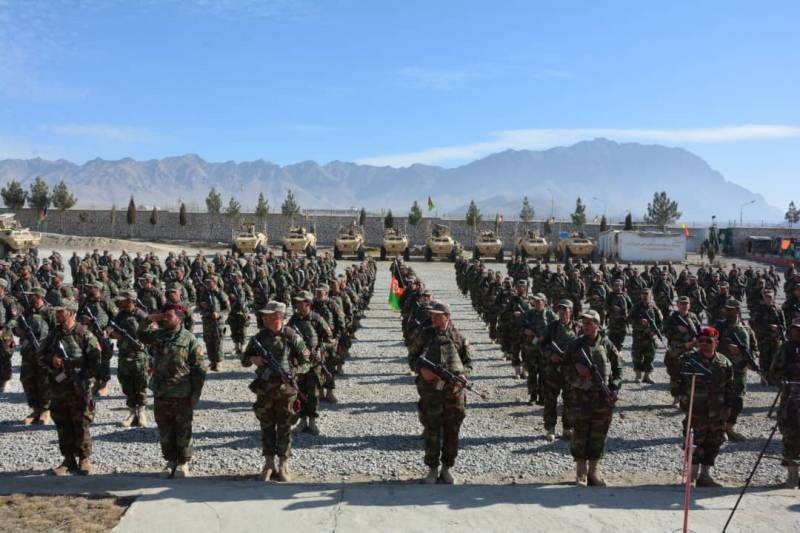 My cong bo nguyen nhan Quan doi Afghanistan “vo tran” truoc Taliban