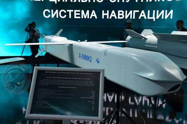Tai sao NATO va My im lang, khi Su-57 cua Nga khong kich Kiev?-Hinh-15