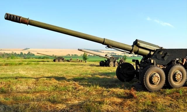 Quan doi Ukraine doc kho vu khi cu tang cuong cho mat tran Donbass-Hinh-19