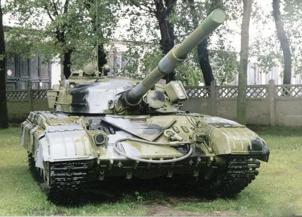 Quan doi Ukraine doc kho vu khi cu tang cuong cho mat tran Donbass-Hinh-2