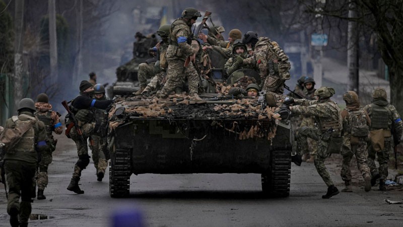 Thuc hu viec 50.000 quan Ukraine hy sinh trong giao tranh?-Hinh-18