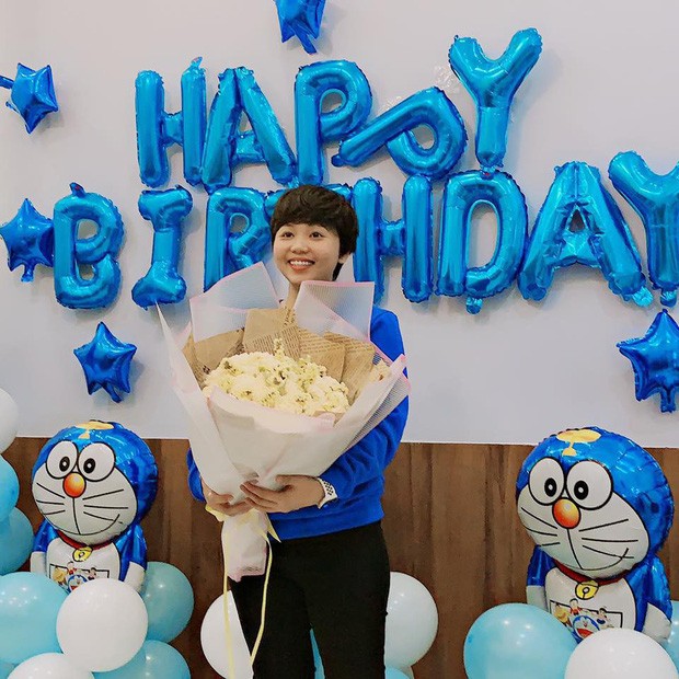 Qua yeu Doraemon, gai xinh 30 tuoi quen ca lay chong-Hinh-3