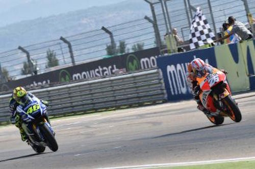 MotoGP 2015: Lorenzo se canh tranh chuc vo dich voi Rossi-Hinh-2