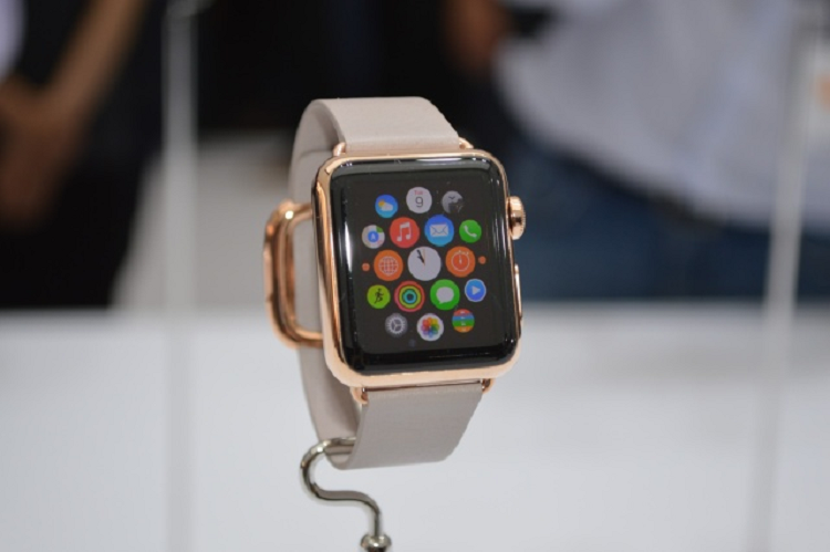 Ly do khong nen dung Apple Watch hay bat cu smartwatch nao-Hinh-3