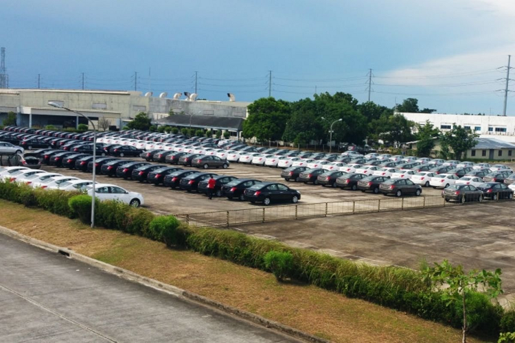 Sau Indonesia, Nissan tiep tuc dong cua nha may o Philippines