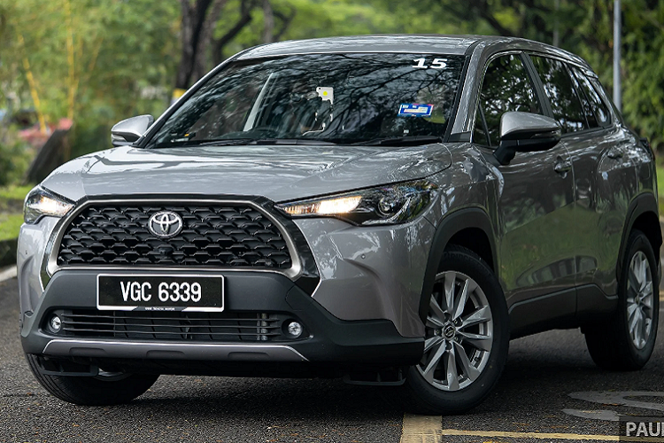 Toyota Corolla Cross CKD tu 670 trieu dong tai Malaysia, co ve VN?