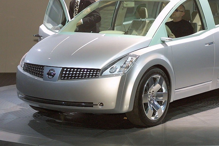 Bo doi Nissan Concept bi tieu huy khien cu dan mang “khoc rong“-Hinh-3