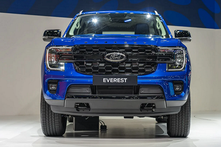 Ford Everest 2023 may dau V6 3.0L tang ap manh nhat phan khuc-Hinh-3