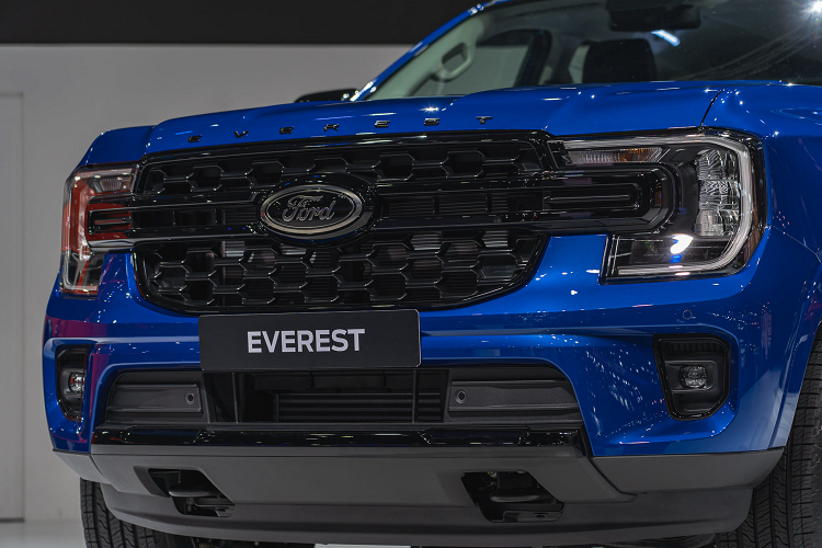 Ford Everest 2023 may dau V6 3.0L tang ap manh nhat phan khuc-Hinh-7