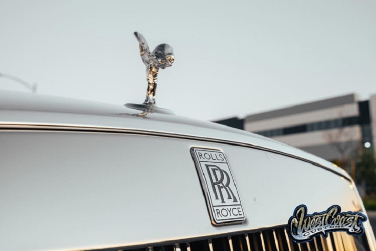 Rolls-Royce Phantom sang chanh nhung ca tinh “dan chan” sieu la-Hinh-4