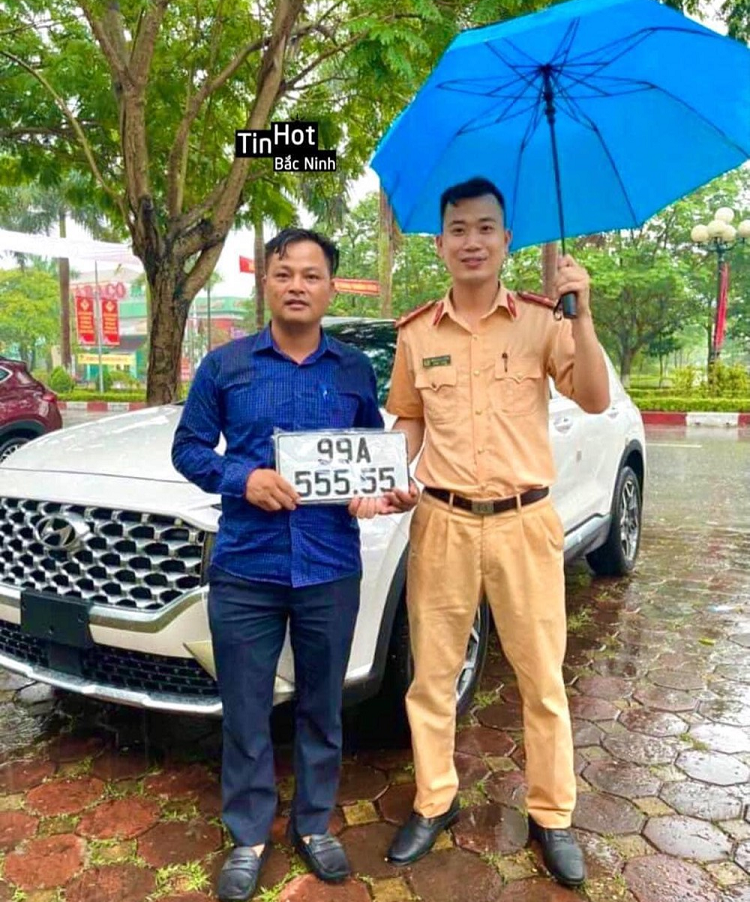 Hyundai SantaFe “ngu quy 5” o Bac Ninh duoc Huan “hoa hong” tra 4 ty