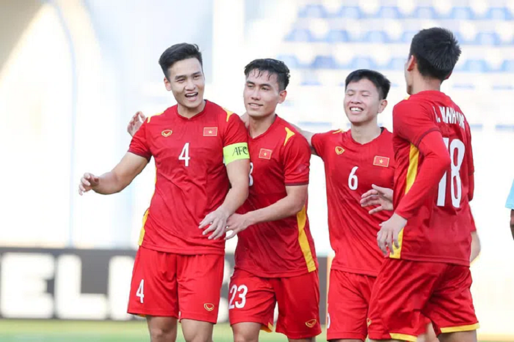 U23 Viet Nam: Giu nhiet huyet the nao sau khi tro lai mat dat-Hinh-2