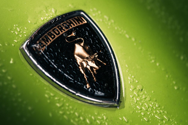 Lamborghini Miura - sieu xe dau tien so huu khoi dong co V12-Hinh-8