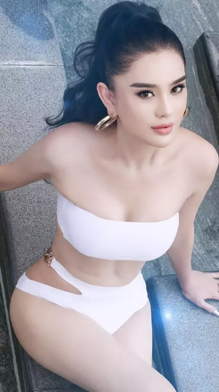 Lam Khanh Chi mac bikini ti hon khoe voc dang nuot na tuoi 44-Hinh-6