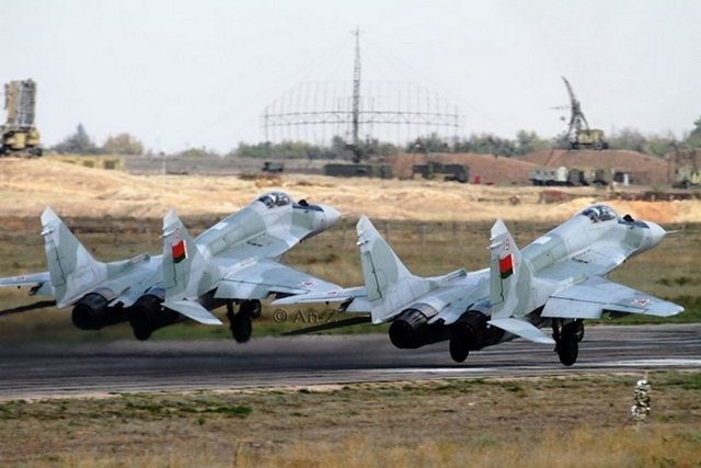 Nga dieu Su-35 den Belarus san sang tham chien ngay khi can-Hinh-8