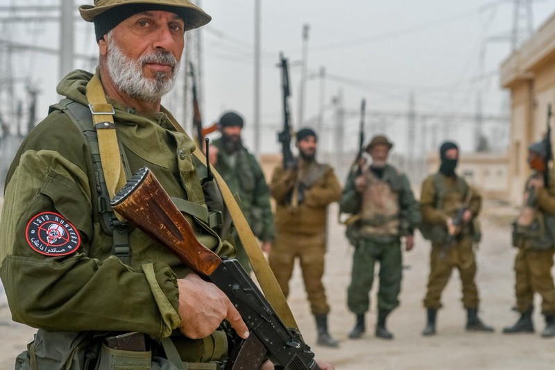Ve binh Chechnya bao vay Mariupol, quyet “xoa xo” Tieu doan Azov-Hinh-7