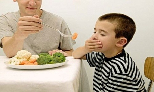 trị biếng ăn ở trẻ