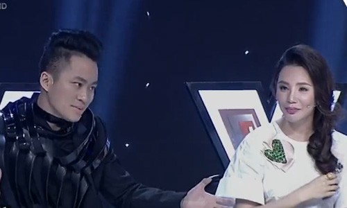 Giam khao The X-Factor tranh cai nay lua vi Minh Nhu-Hinh-3