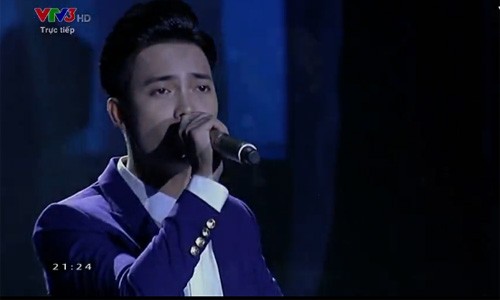 Giam khao The X-Factor tranh cai nay lua vi Minh Nhu-Hinh-6