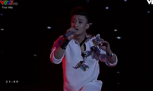 Giam khao The X-Factor tranh cai nay lua vi Minh Nhu-Hinh-7