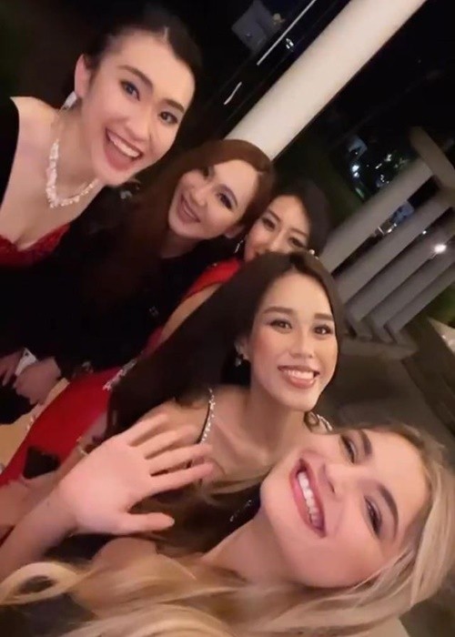 Do Thi Ha khoe ve dep ngot ngao o Miss World 2021-Hinh-7