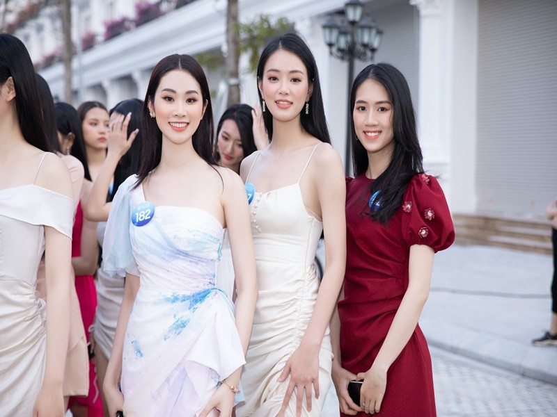 Miss World Vietnam 2022: 64 thi sinh quy tu, khoe nhan sac ngot ngao-Hinh-8