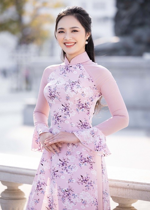 Nam Em do ve diu dang cung dan thi sinh Miss World Vietnam 2022-Hinh-12