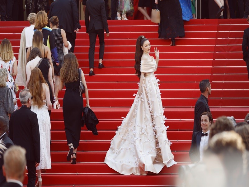 Ly Nha Ky duoc nguoi mau My khen khi du tham do Cannes 2022-Hinh-7