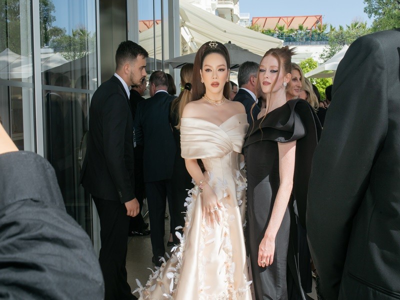 Ly Nha Ky duoc nguoi mau My khen khi du tham do Cannes 2022-Hinh-8