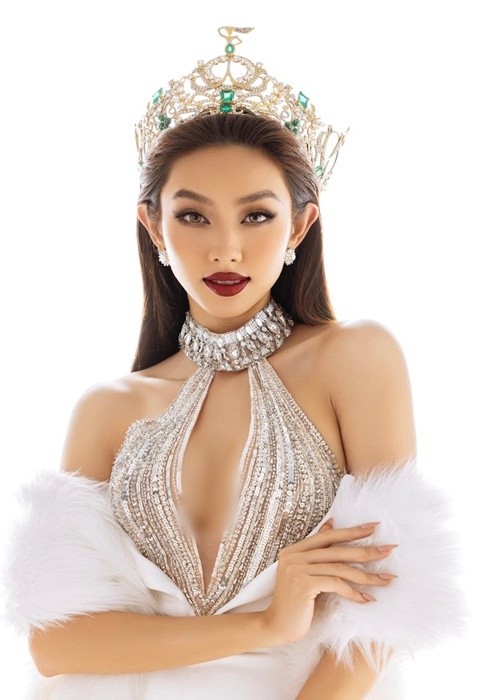 Gu thoi trang goi cam kho cuong cua dan giam khao Miss Grand Vietnam 2022-Hinh-5