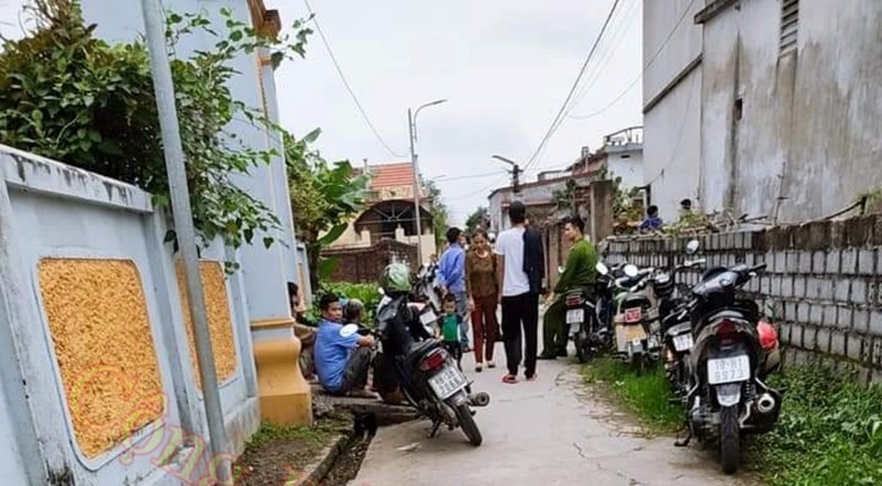 Nam Dinh: Be trai 11 tuoi nghi bi dim chet trong nha tam