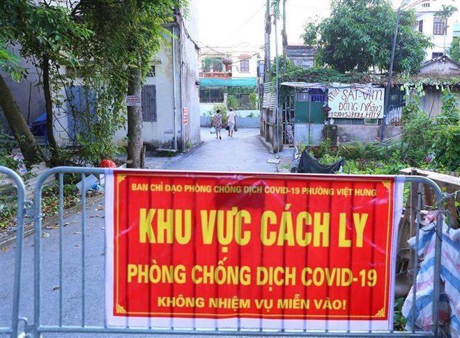 Them 4 ca Covid-19 o phuong Viet Hung - Long Bien