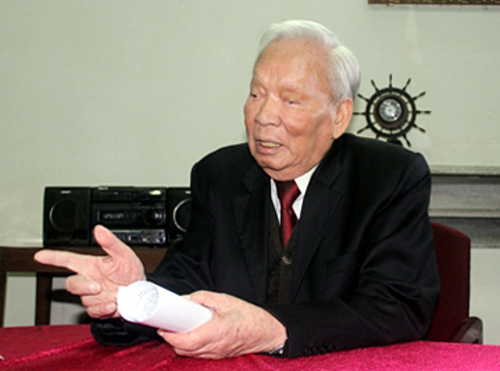 Loi khuyen con trai cua Nguyen Chu tich nuoc - Dai tuong Le Duc Anh