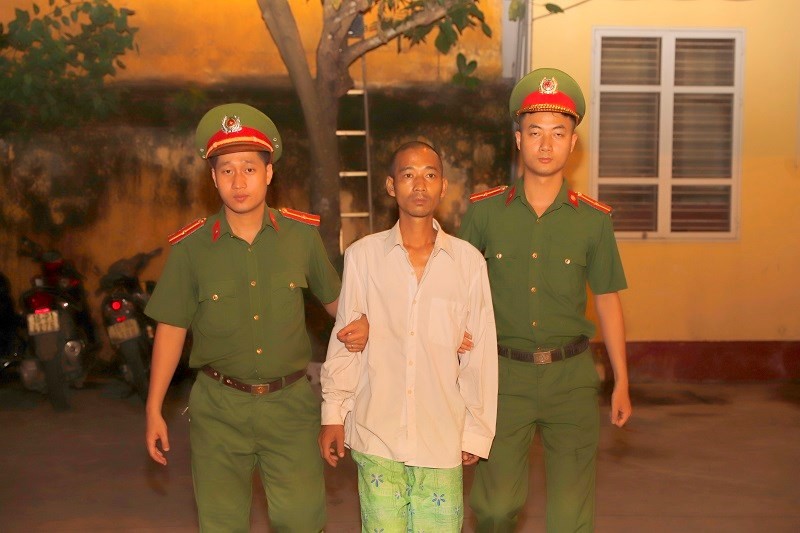 Hai Phong: Dung hung khi cua co lai xe om  de cuop