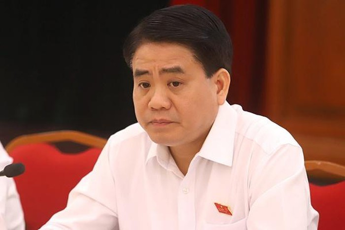 Ong Nguyen Duc Chung xin tai ngoai: Quy trinh lam thu tuc the nao?