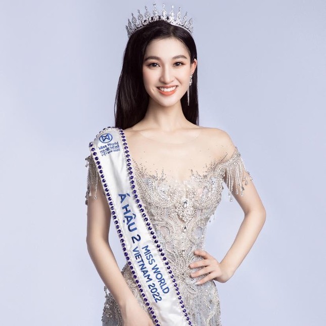 Chan dung nu sinh Dai hoc Luat doat ngoi A hau 2 Miss World Vietnam-Hinh-5