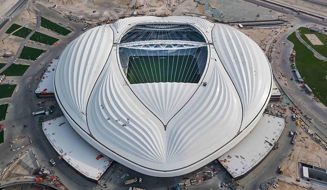 Kinh te Qatar gap kho sau con sot xay dung World Cup 200 ty USD