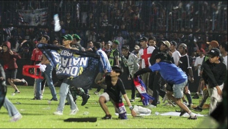 Nguyên nhân đau lòng dẫn đến thảm kịch của bóng đá Indonesia - Hình 2 Nguyen nhan dau long dan den tham kich cua bong da Indonesia-Hinh-2