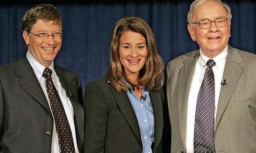Bill Gates: “Lac quan dan den su thanh cong cua Warren Buffett”