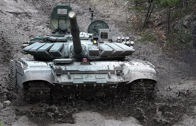 Nga trien khai xe tang T-72B3 toi quan dao tranh chap voi Nhat Ban-Hinh-3