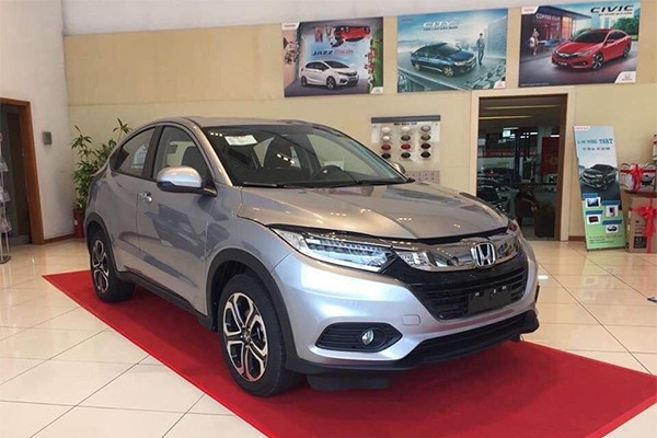 Honda HR-V va Accord bi “khai tu” tai Viet Nam do loi danh may