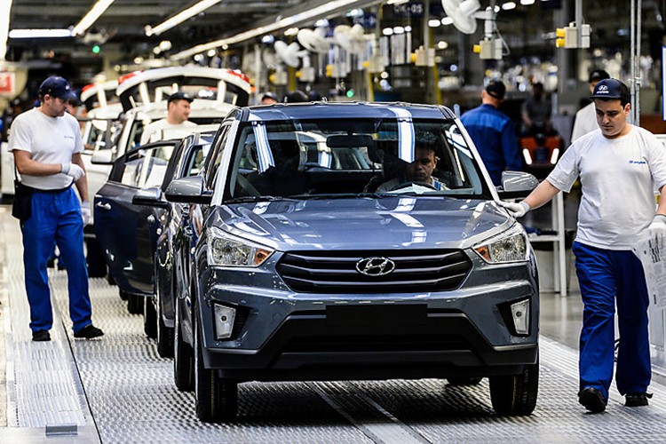 Hyundai va Kia van tiep tuc hoat dong kinh doanh oto o Nga